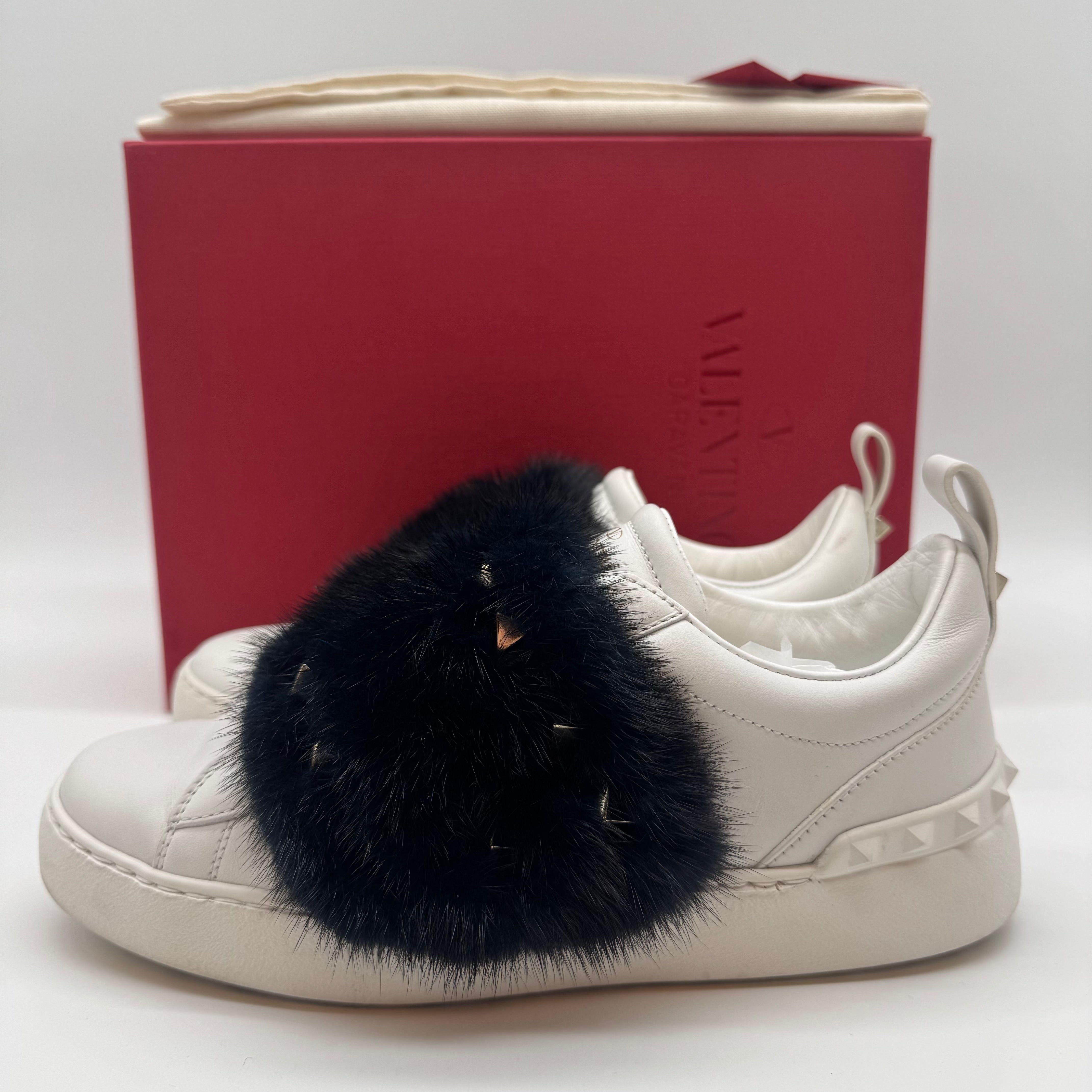 VALENTINO ROCKSTUD MINK