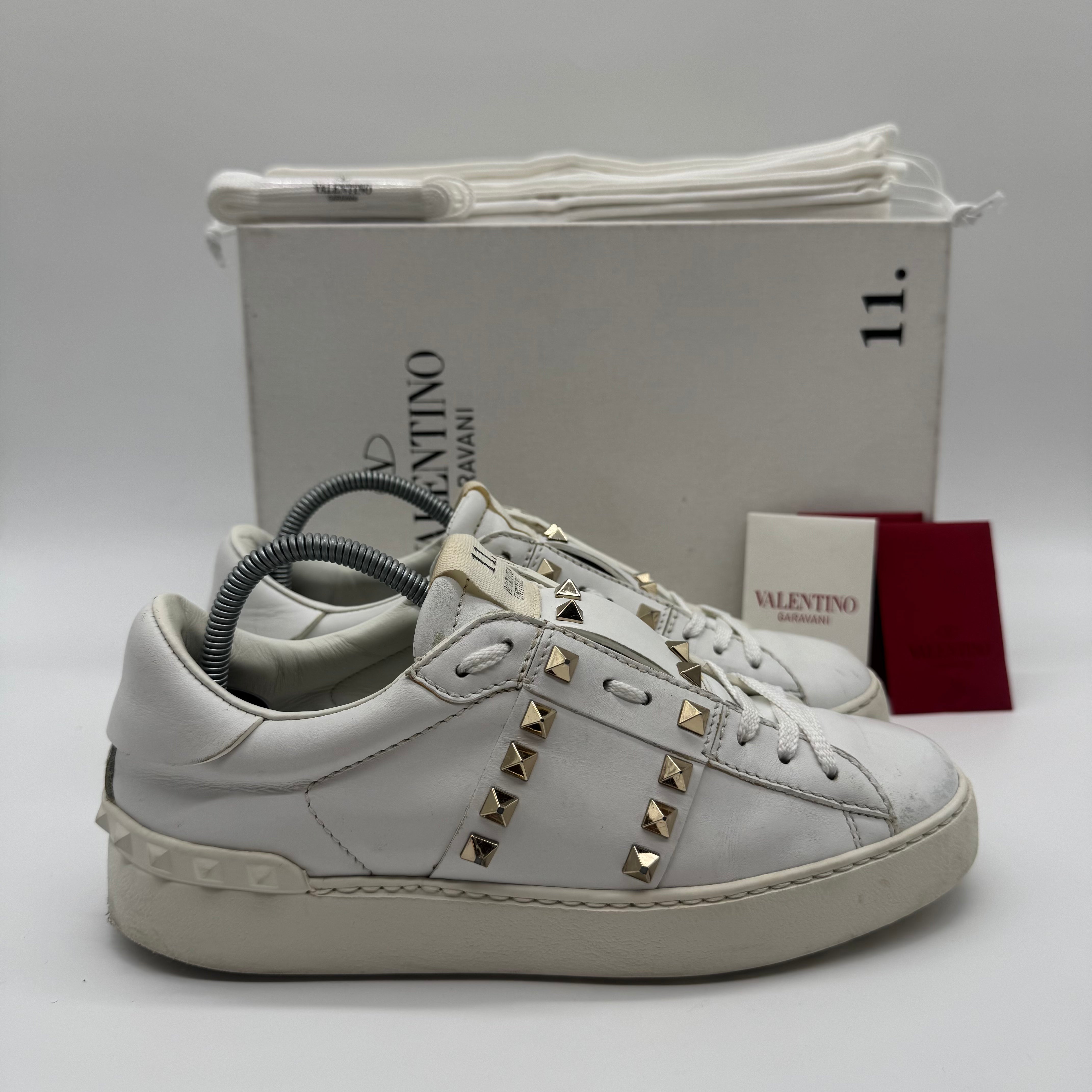 VALENTINO ROCKSTUD
