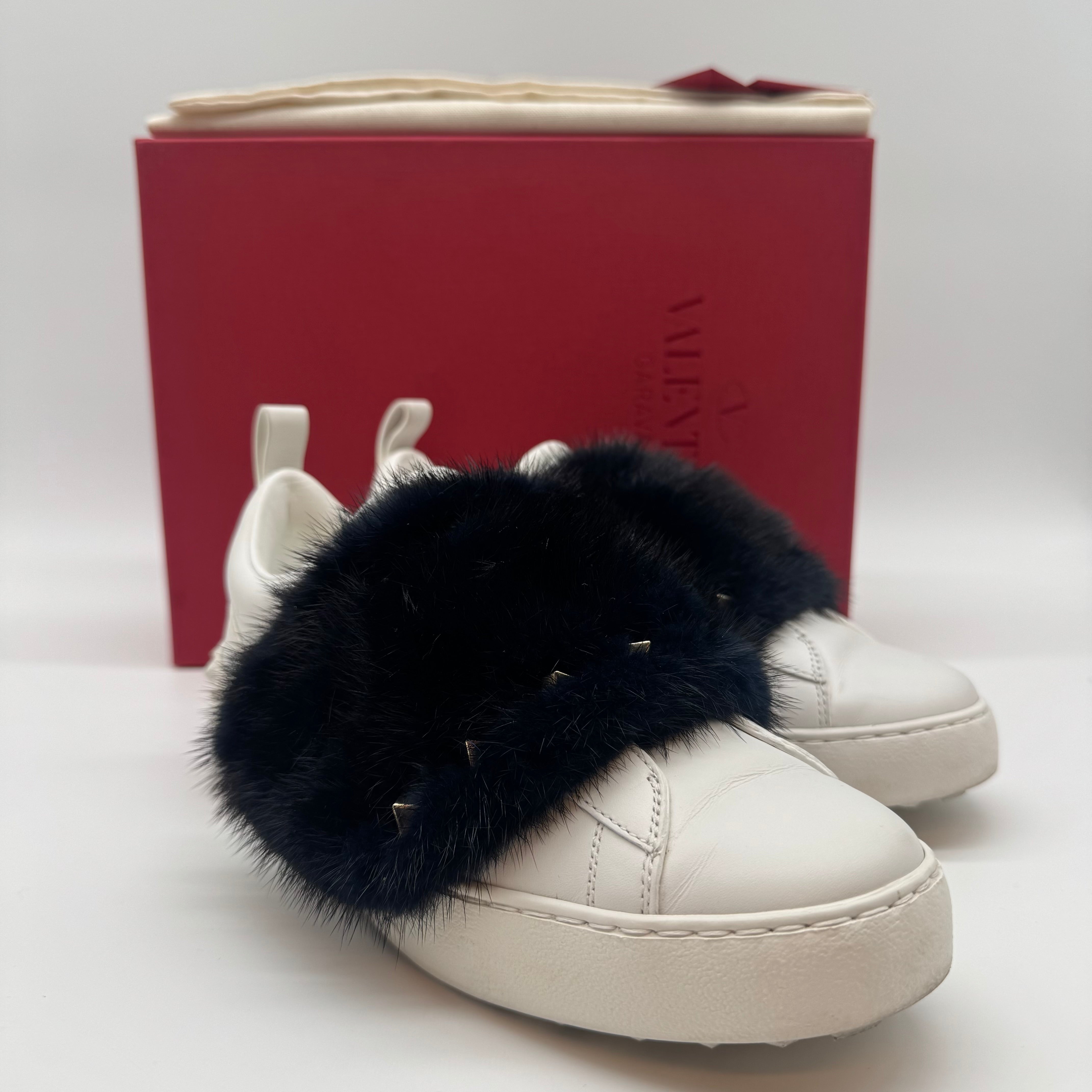 VALENTINO ROCKSTUD MINK