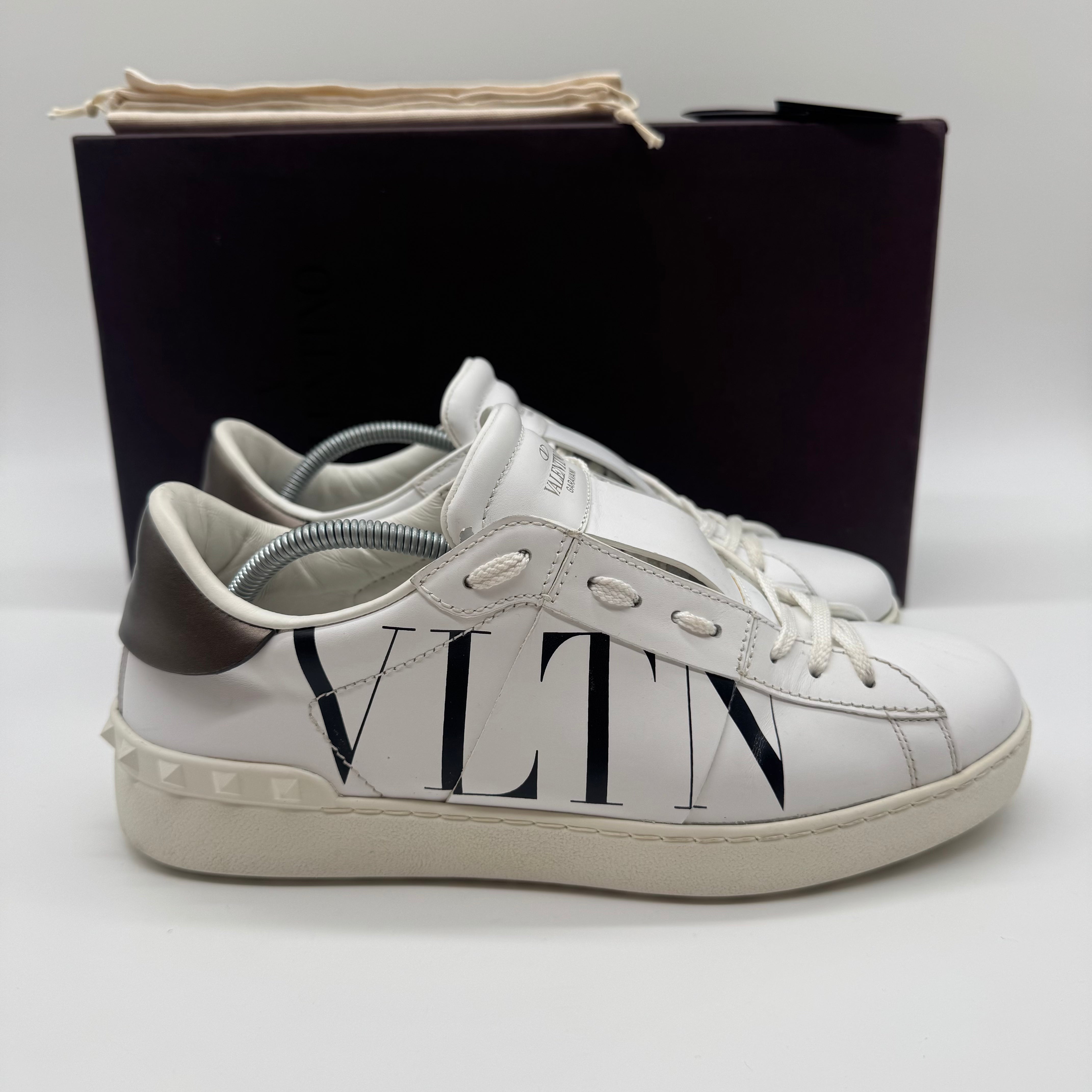 VALENTINO SNEAKERS