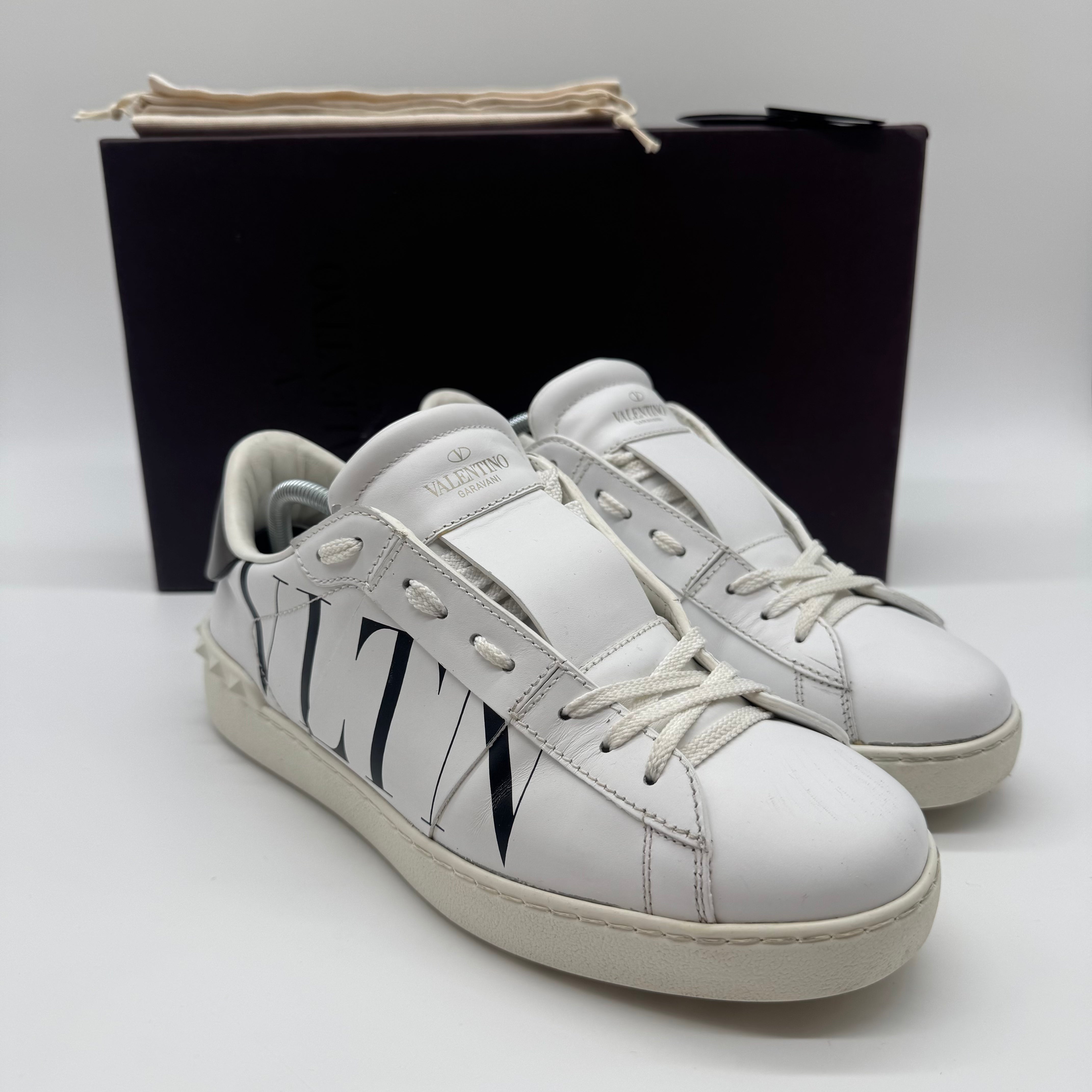 VALENTINO SNEAKERS