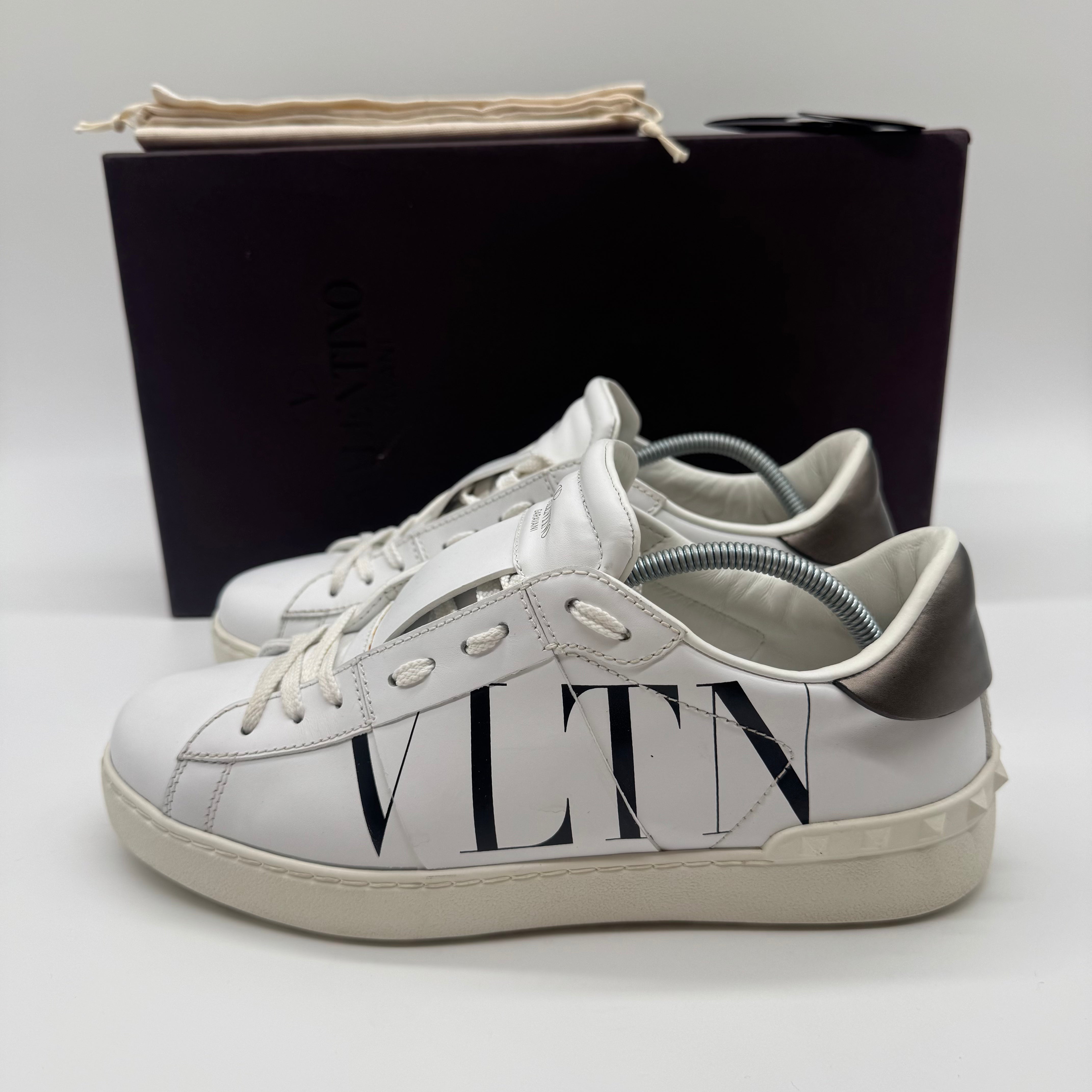 VALENTINO SNEAKERS