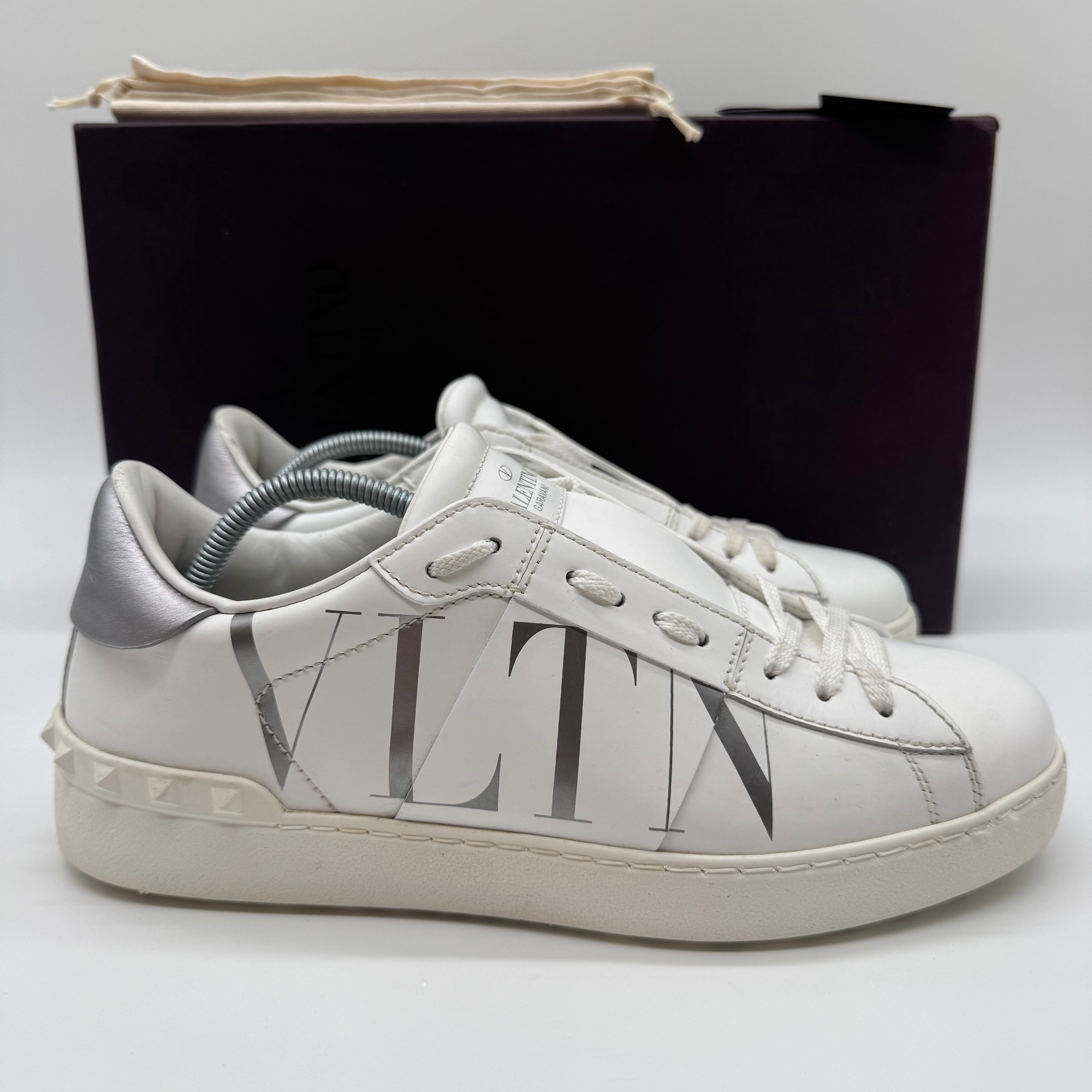 VALENTINO SNEAKERS