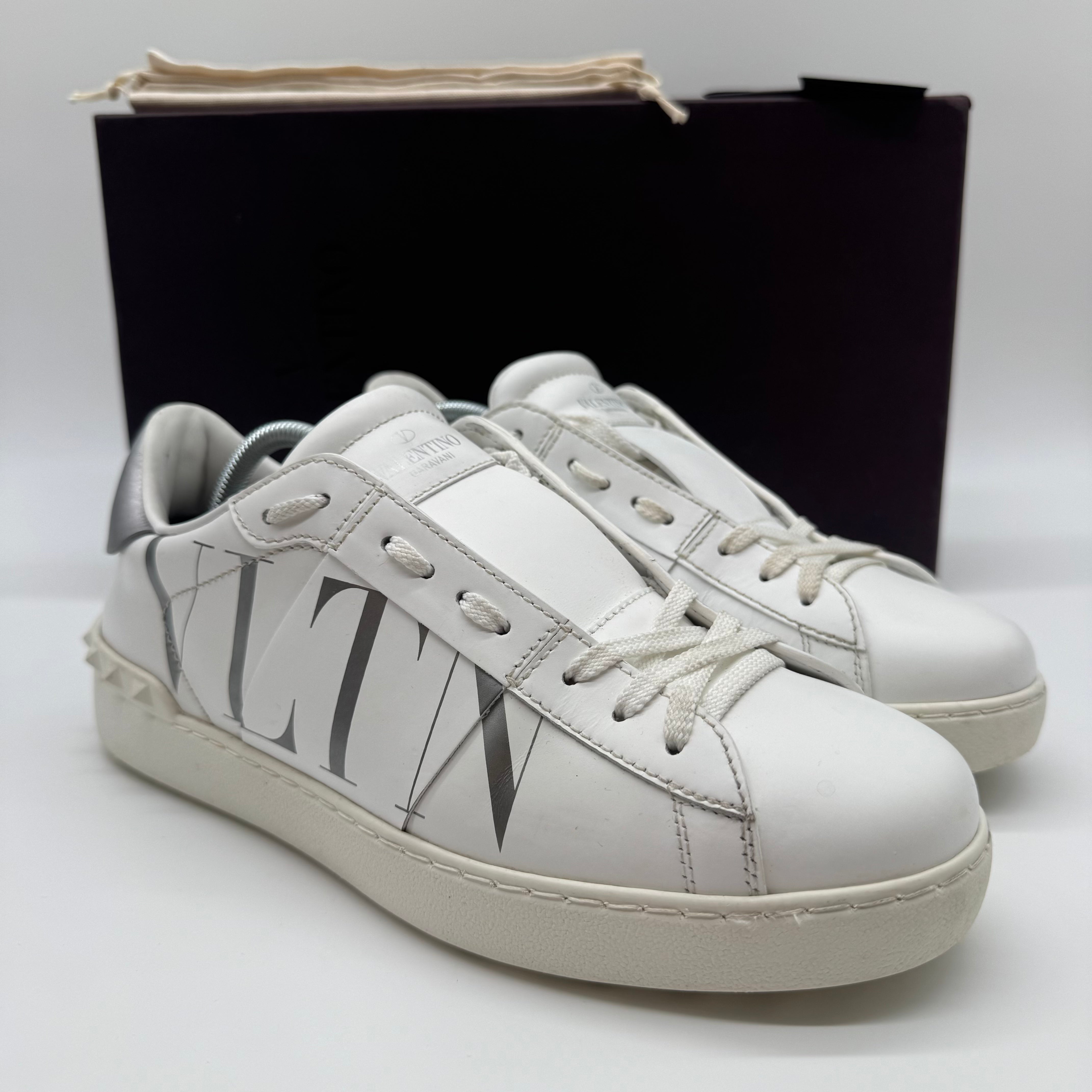 VALENTINO SNEAKERS