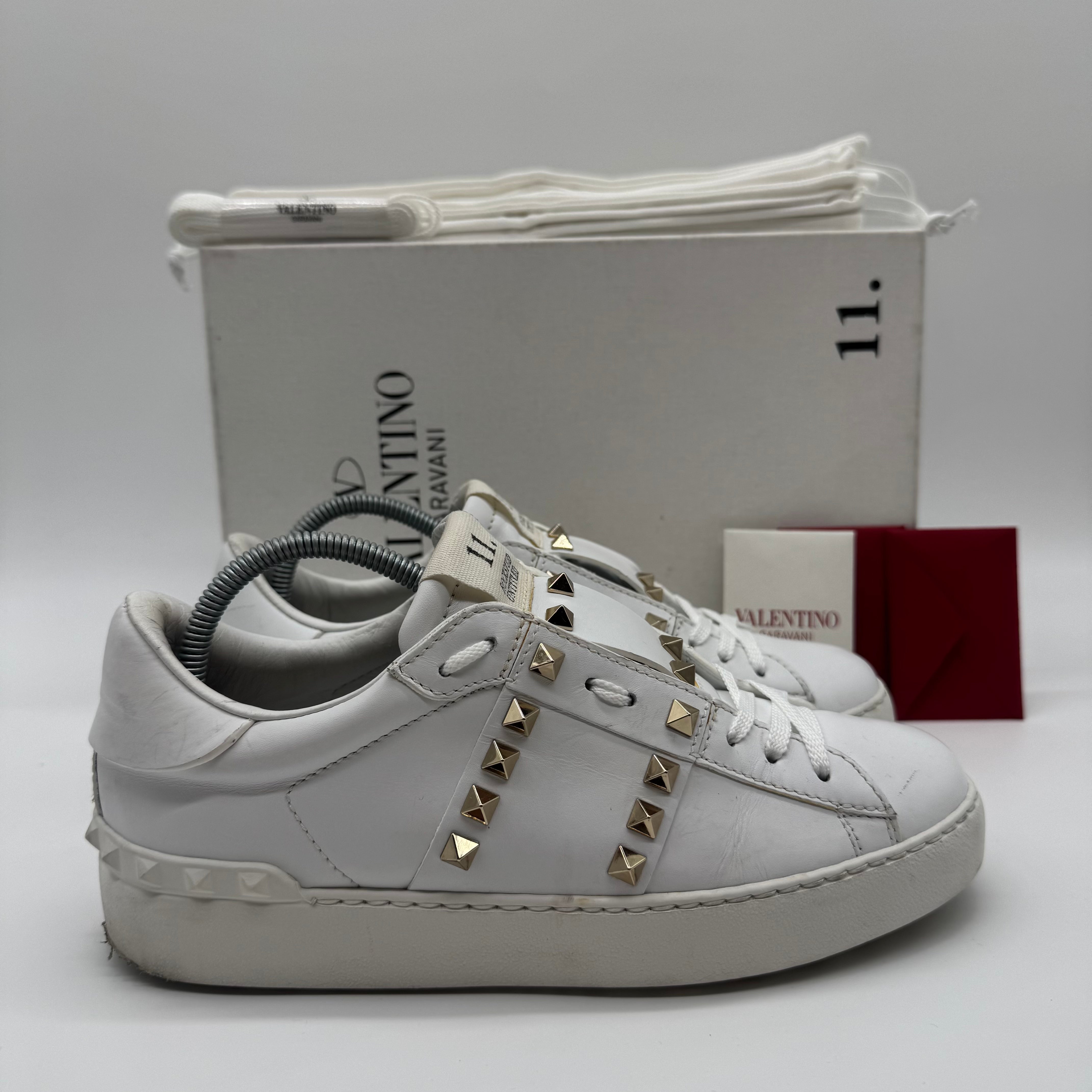 VALENTINO ROCKSTUD