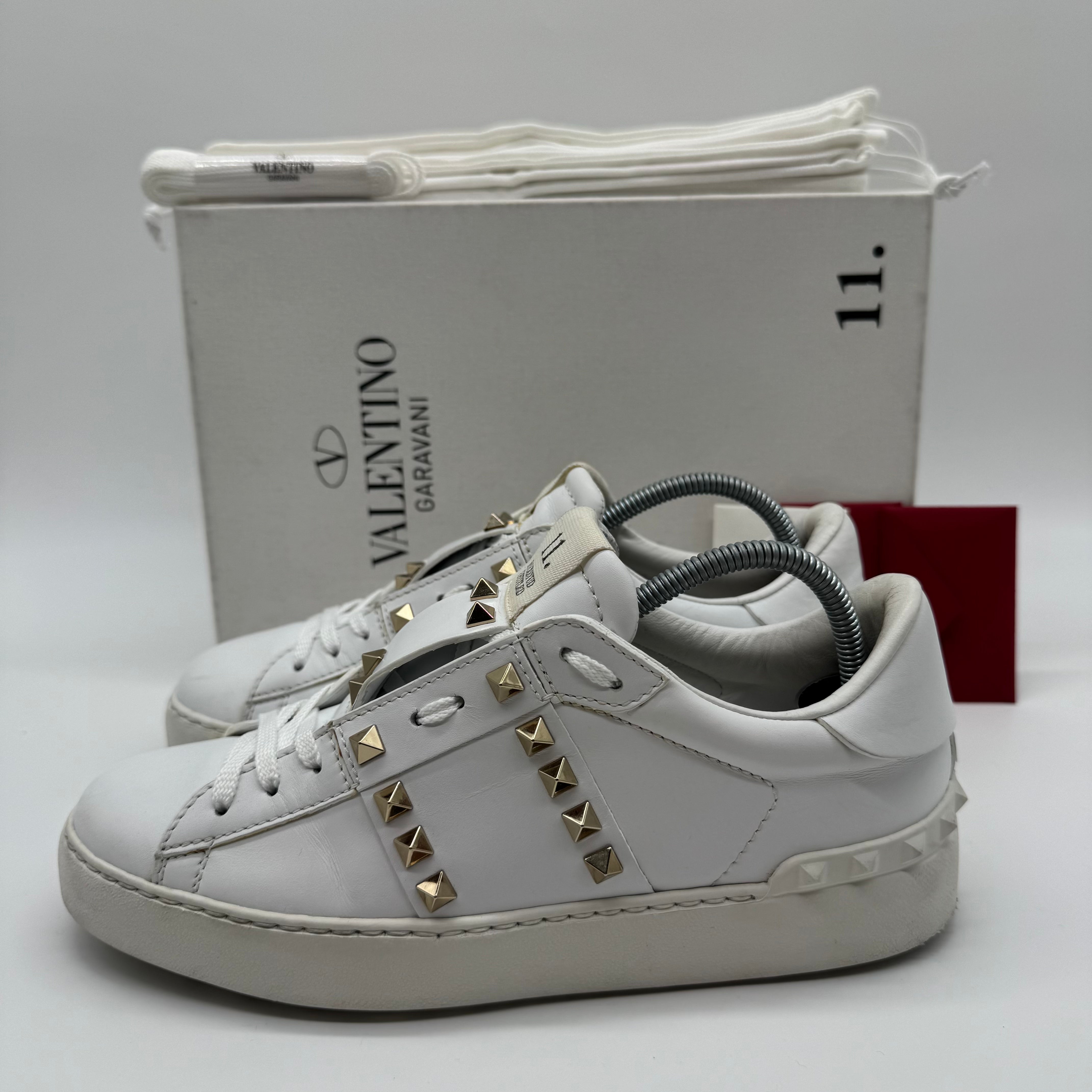 VALENTINO ROCKSTUD