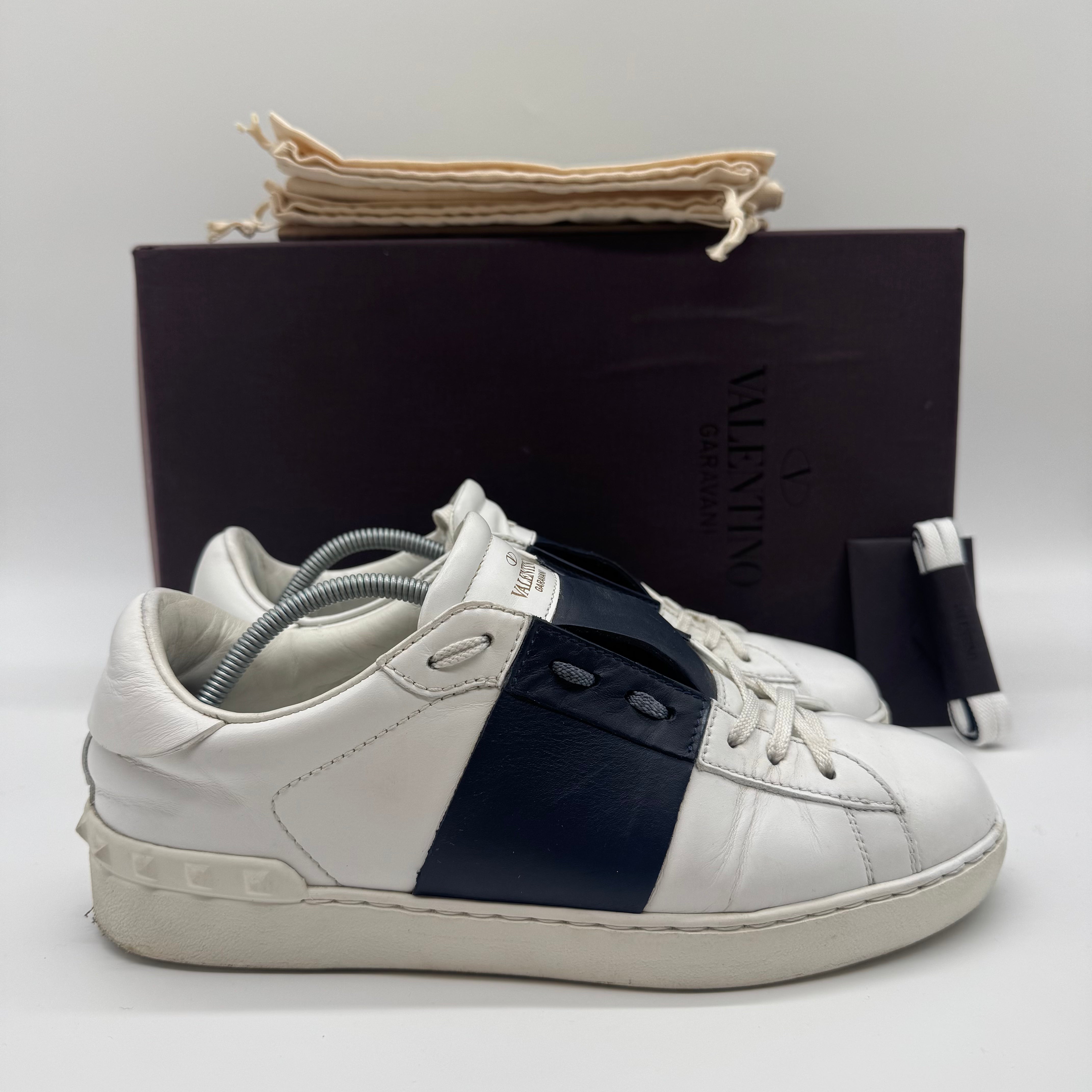 VALENTINO OPEN
