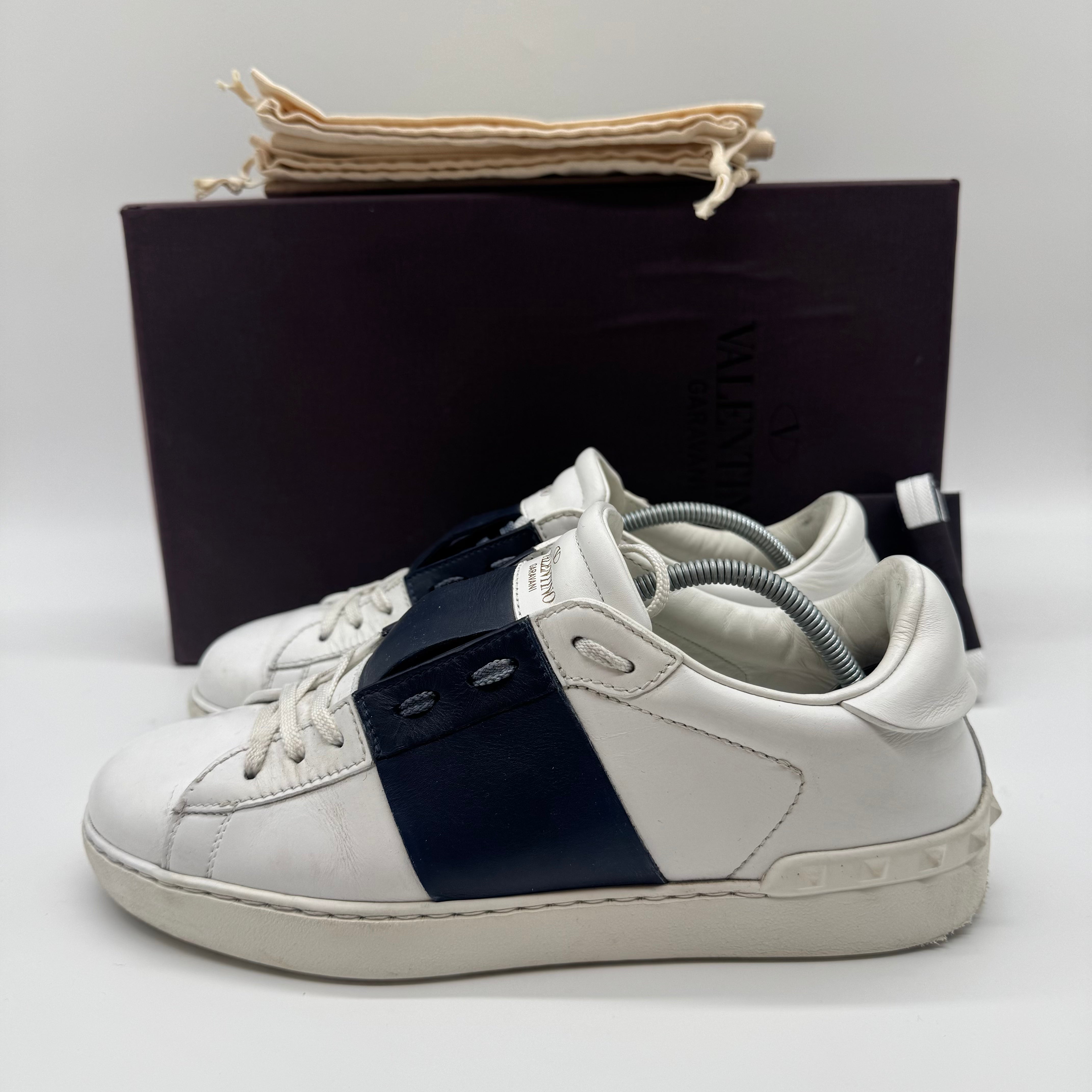 VALENTINO OPEN