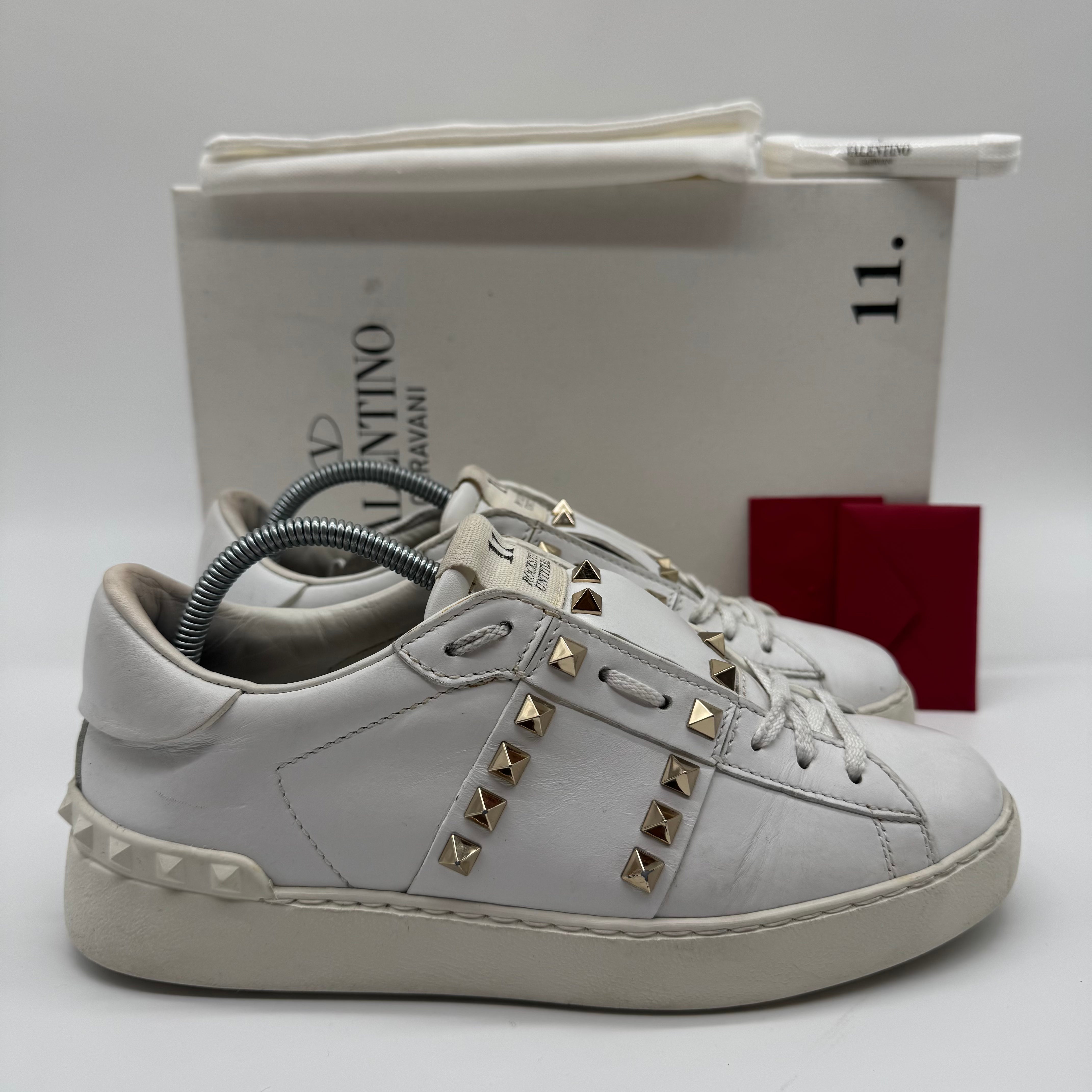 VALENTINO ROCKSTUD