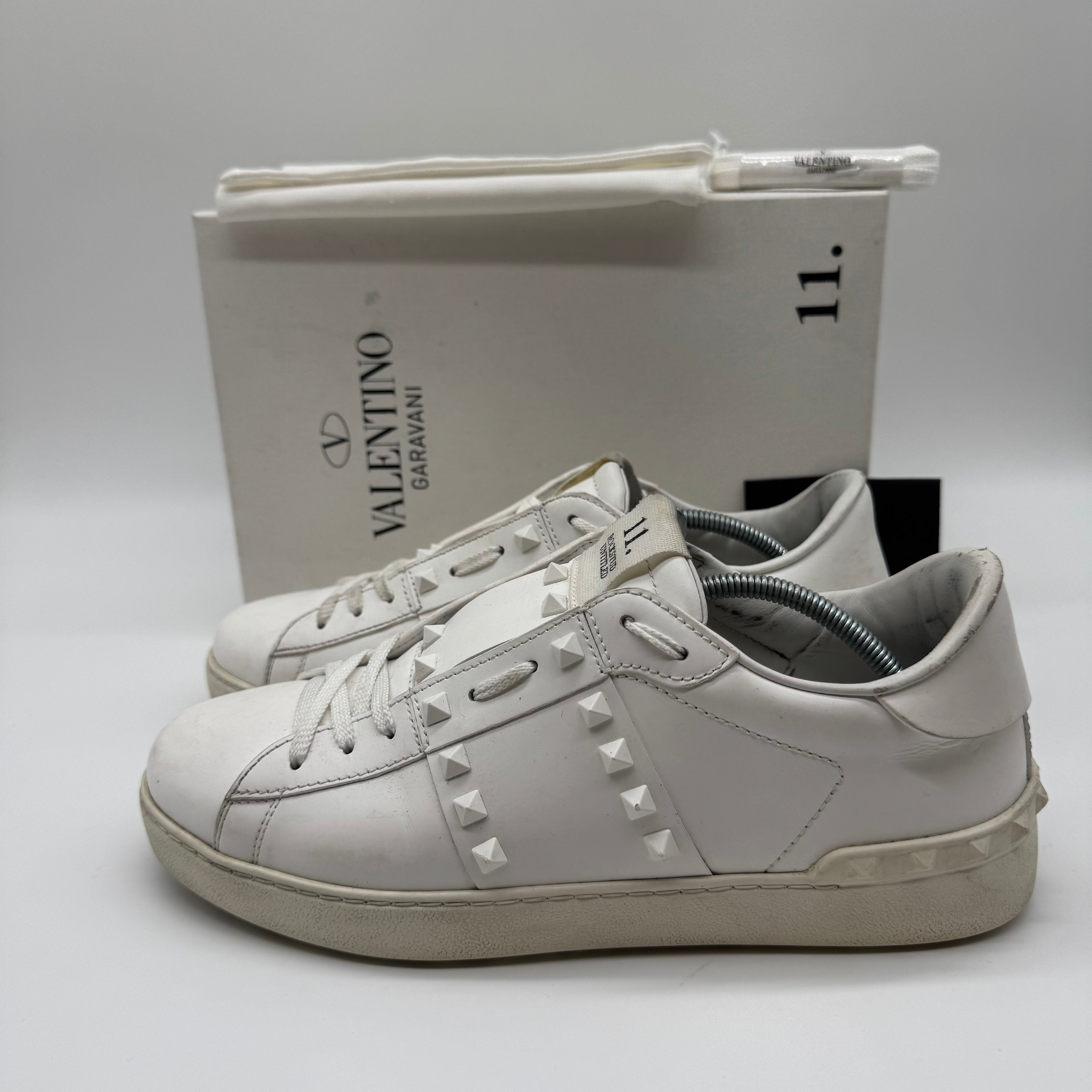 VALENTINO ROCKSTUD