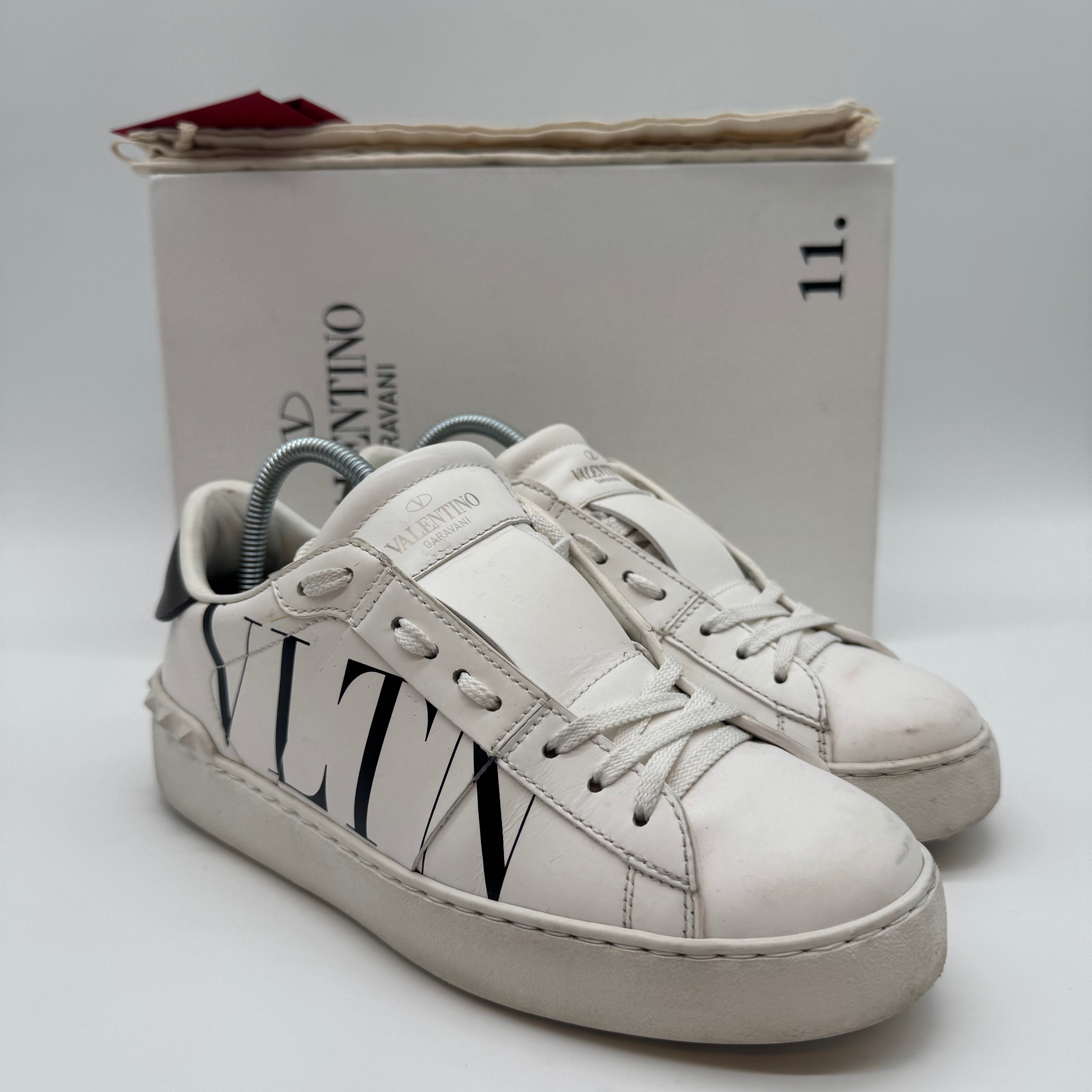 VALENTINO SNEAKERS